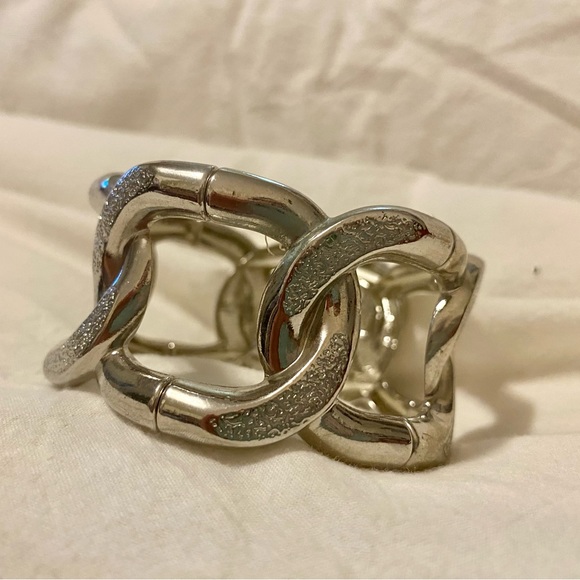 Forever 21 Large chunky Cuff bracelet.  silver tone. - Picture 8 of 16